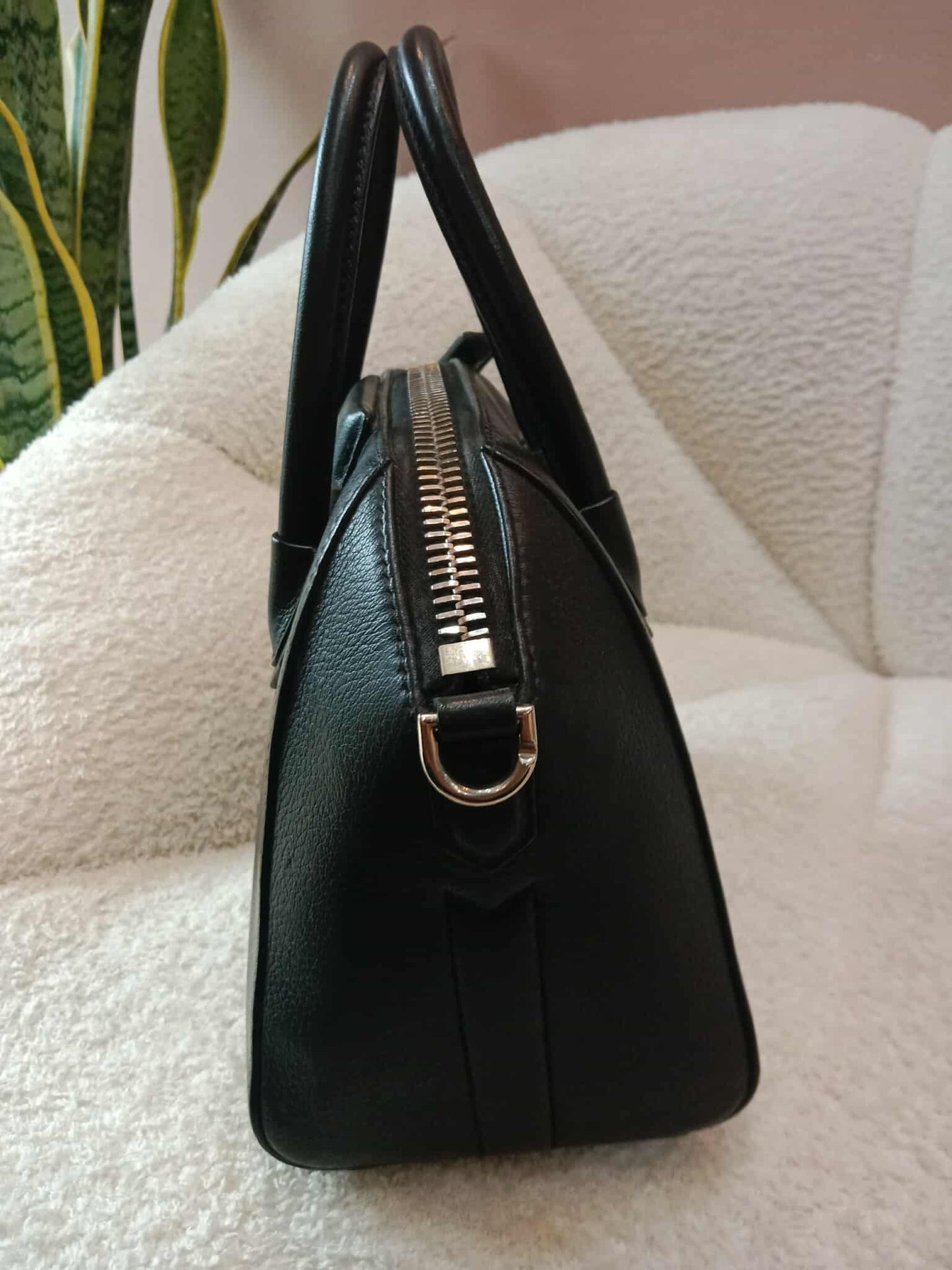 Givenchy Antigona Tophandle Bag Small Black