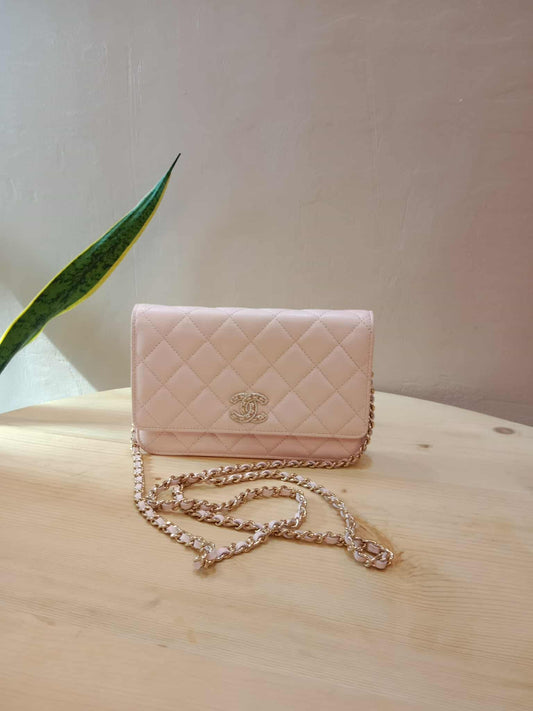 Chanel CC Wallet on Chain Light Pink Microchipped