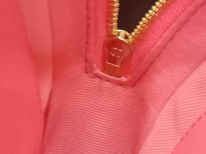 Chanel CC in Love Heart Bag Lambskin Pink Microchipped