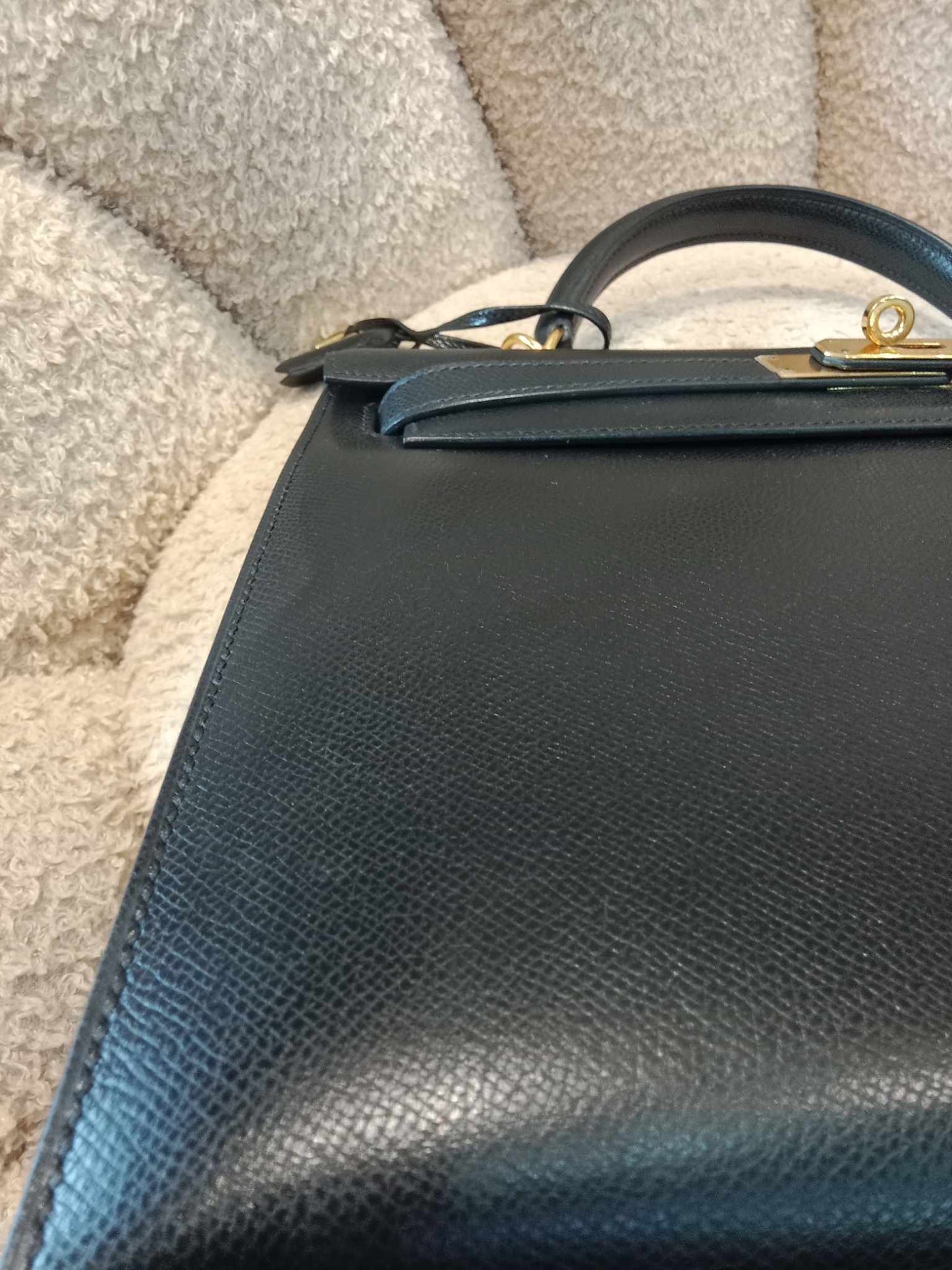 Hermes Kelly 32 Epsom Noir Stamp G Square 2003