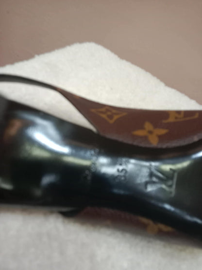Louis Vuitton Archlight Slingback Pumps Toe Cap Patent Black Monogram Canvas Size 35.5