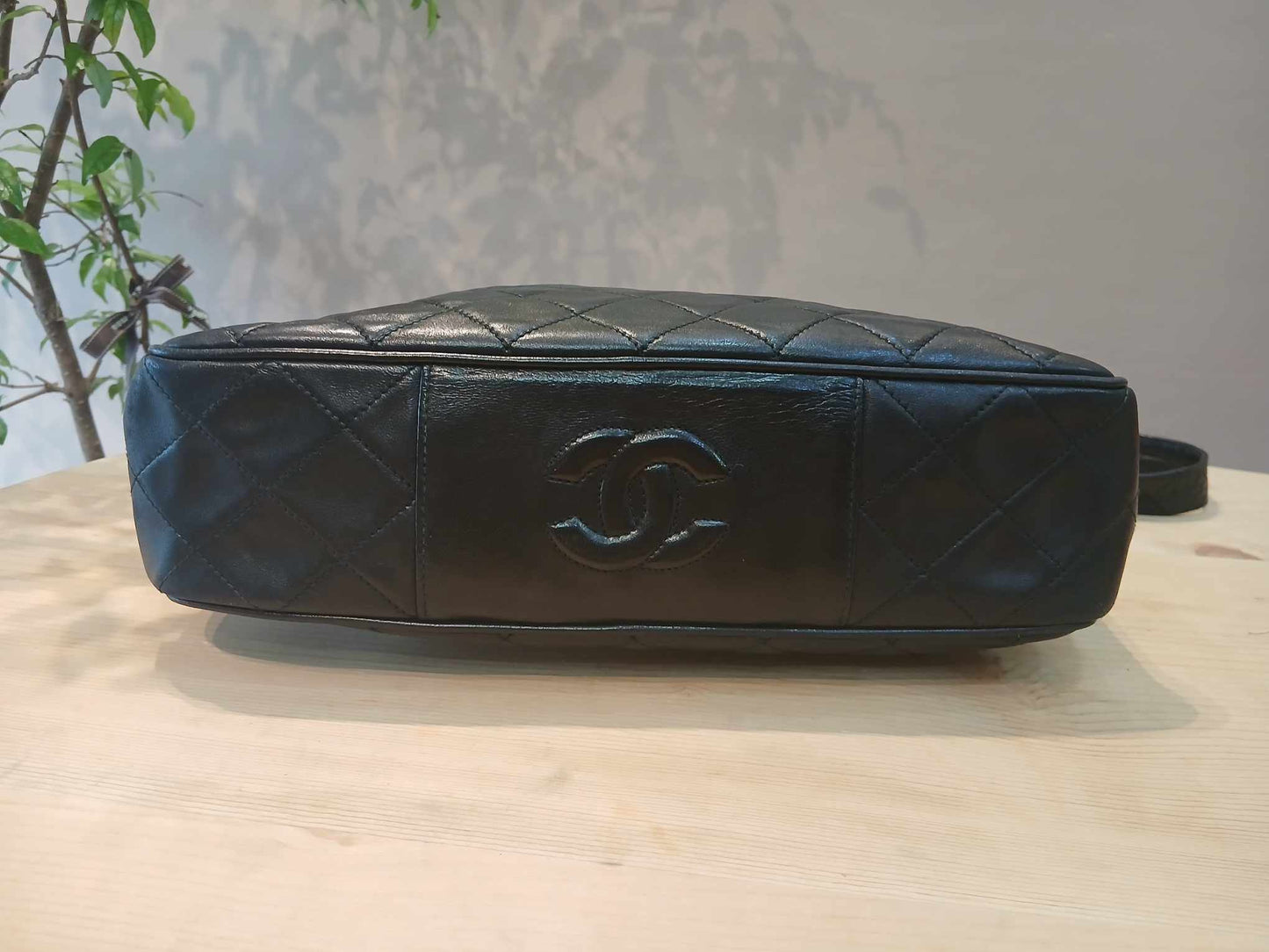 Chanel Vintage Shoulder Bag Lambskin Black Series 2