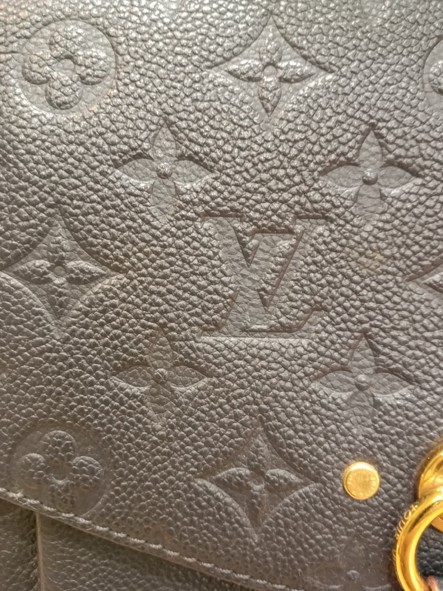 Louis Vuitton Marine/Rouge Monogram Empreinte Leather Blanche BB Bag
