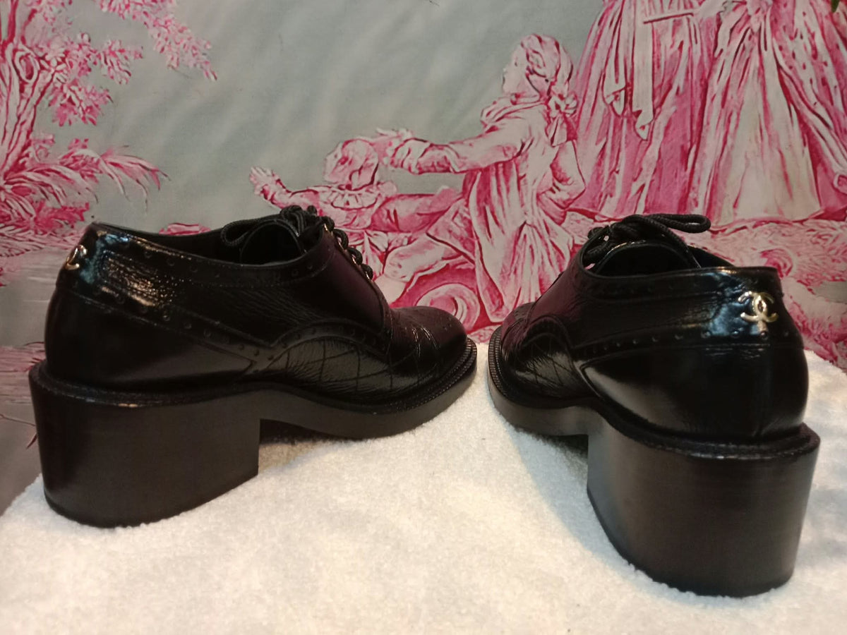 Chanel Quilted Leather Lace-up Oxfords Stacked Heels Black Size 39