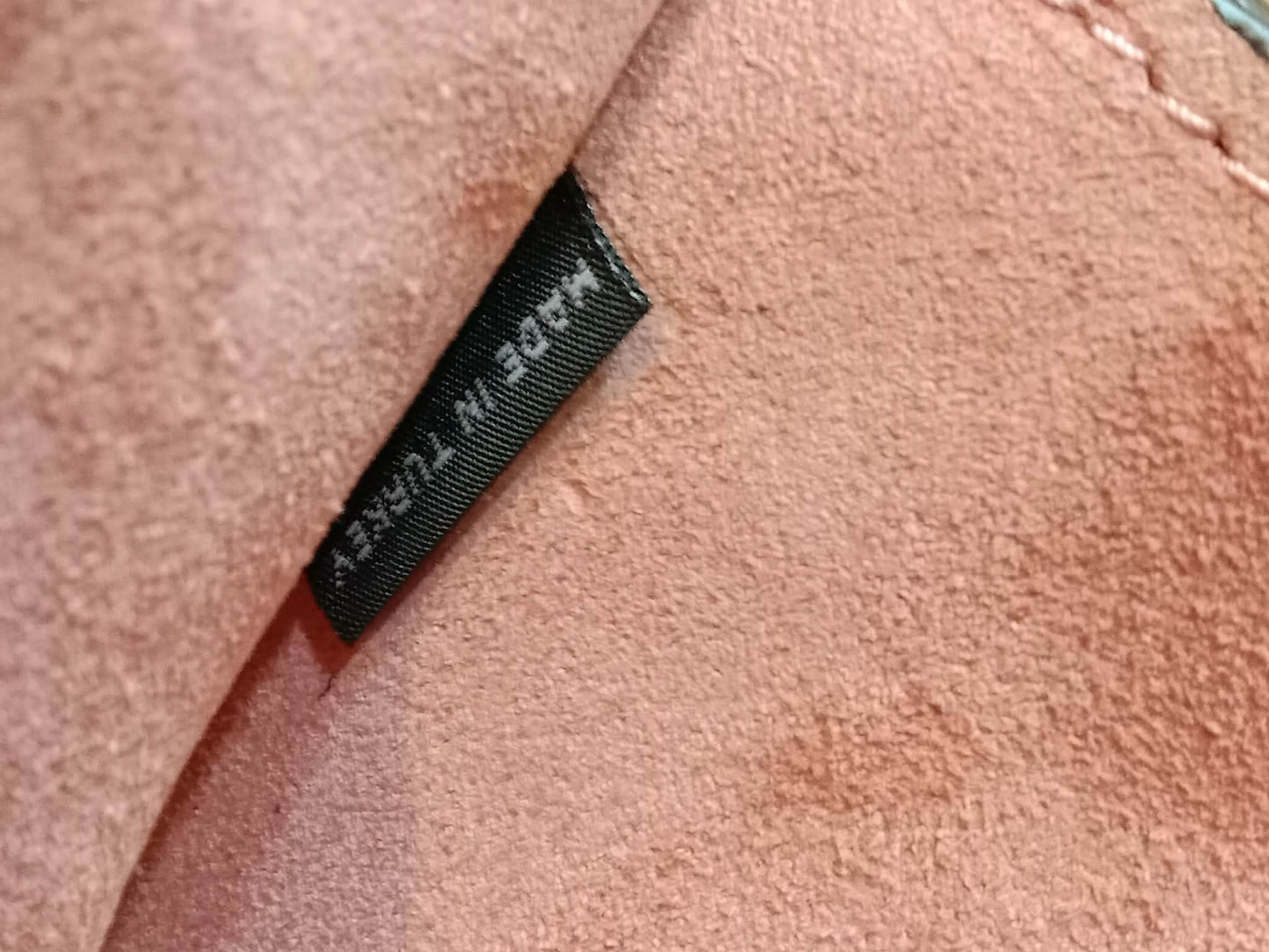 Miu Miu Lady Shoulder Bag Crafted Calfskin Pink