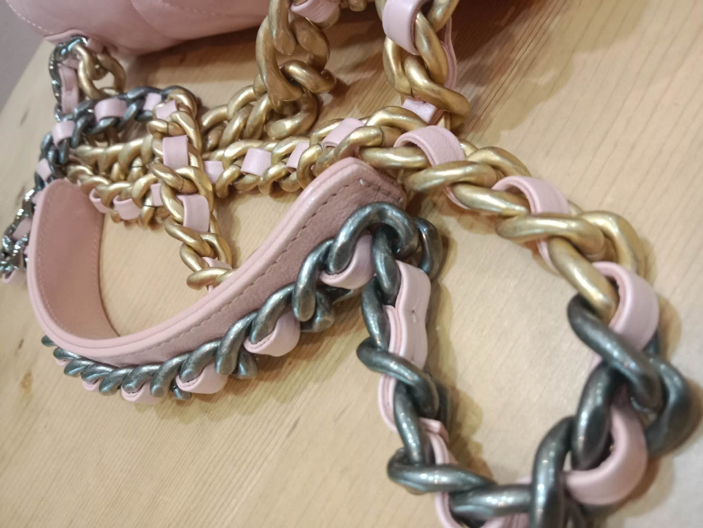 Chanel 19 Lambskin Light Pink Small Series 29