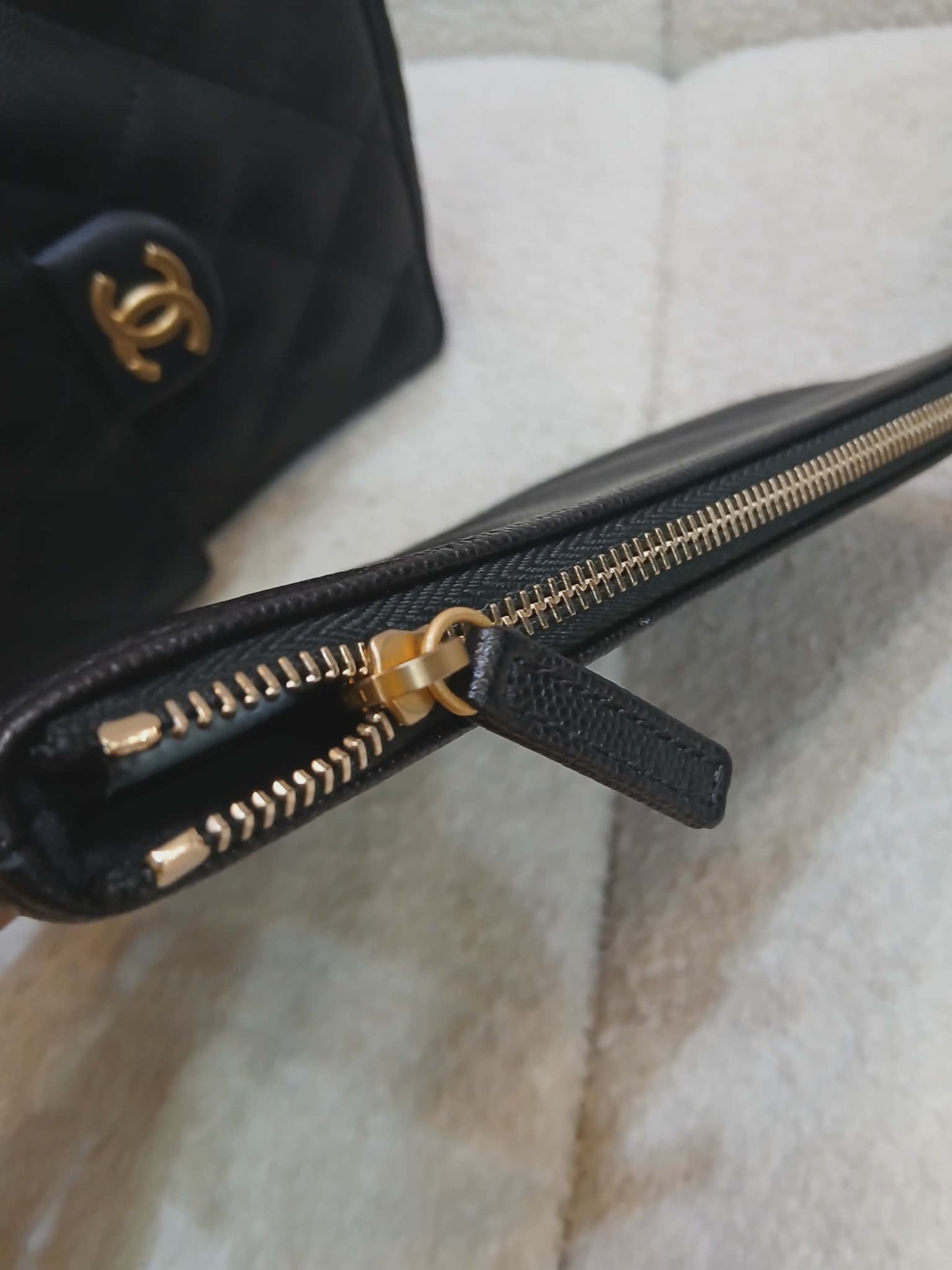 Chanel 25 Black Caviar Microchipped Fullset