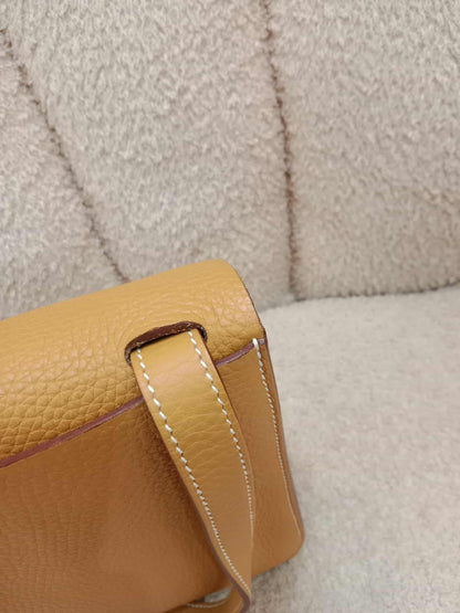 Hermes Halzan 31 Jaune Ambre Clemence Stamp R Square 2014