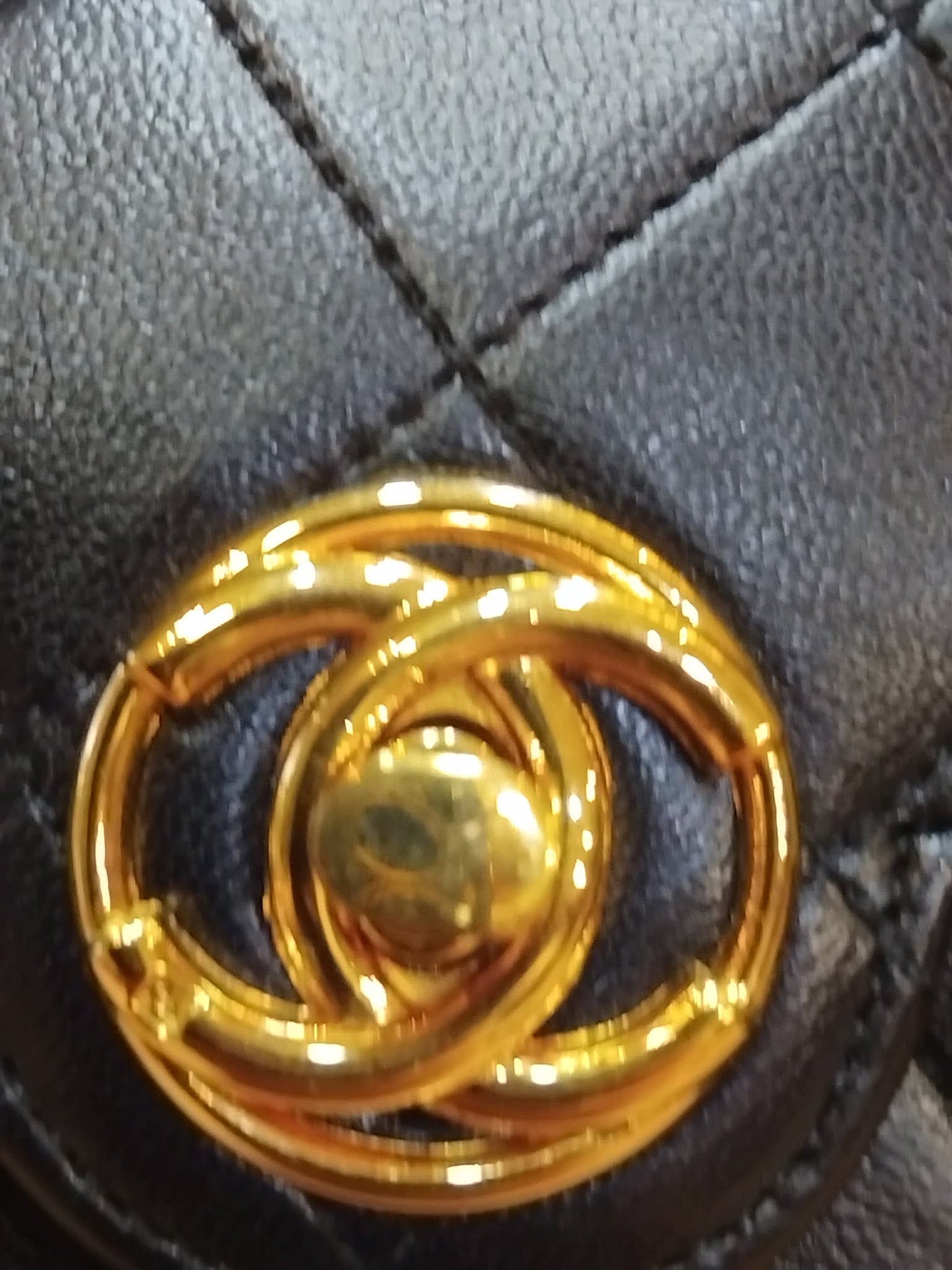 Chanel Circle Lock Flap Vintage CC Lambskin Black Series 1