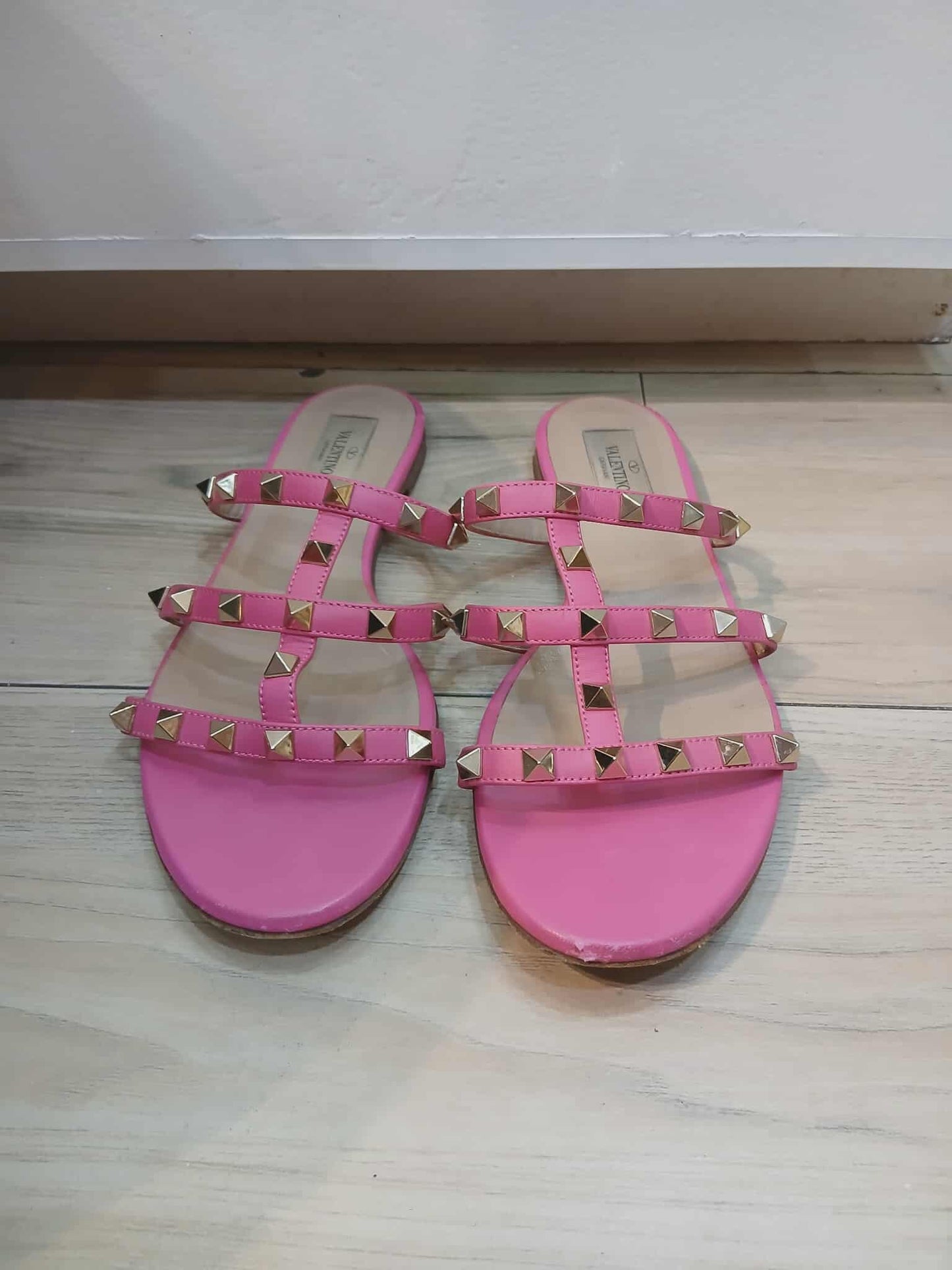 Valentino Garavani Rockstud Sandals Pink Size 37 1/2