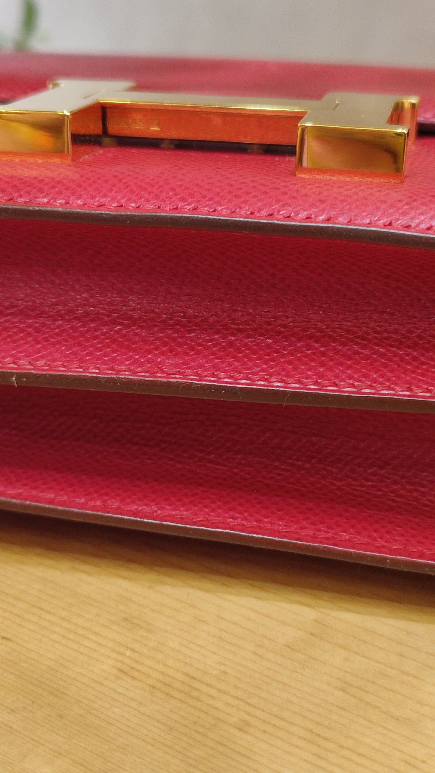 Hermes Constance 18 Red Courchevel Stamp Y Circle 1995