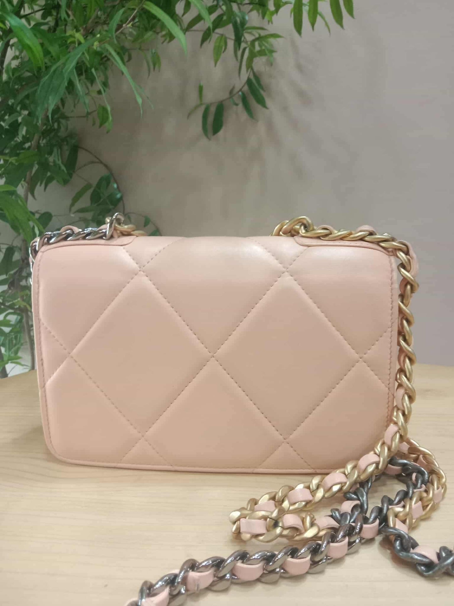 Chanel 19 Wallet on Chain Peach in Quilted Lambskin Microchipped