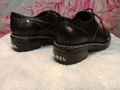 Chanel Black Patent Calfskin CC Brogue Lace-Up Oxford Size 38