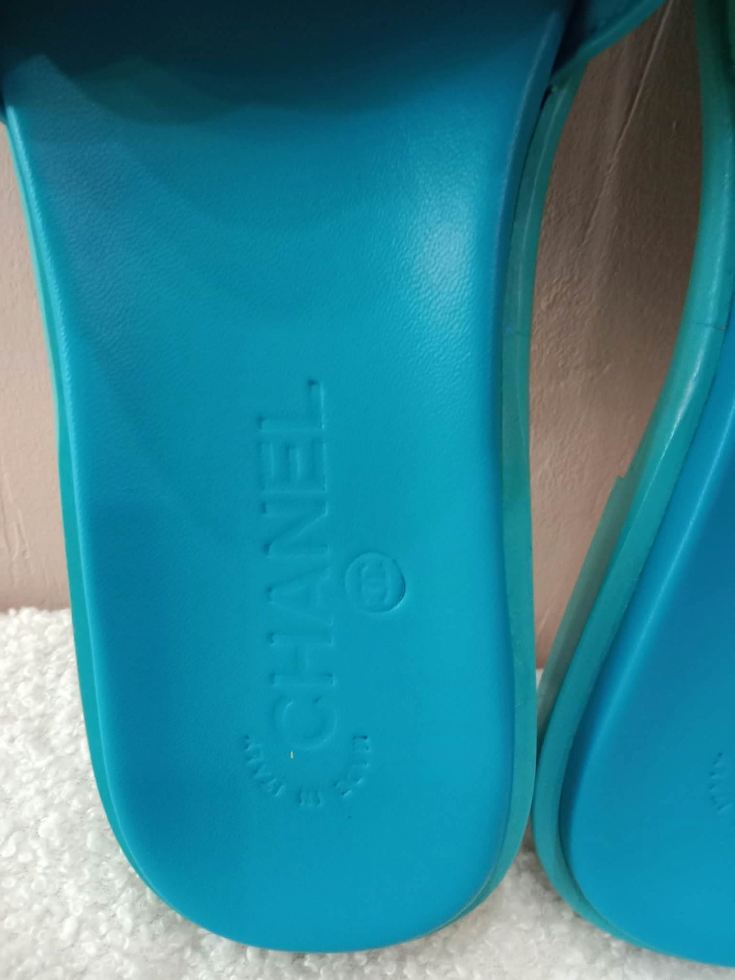 Chanel Turquiose and Green Patent Leather CC Flat Slide Sandals Size 36