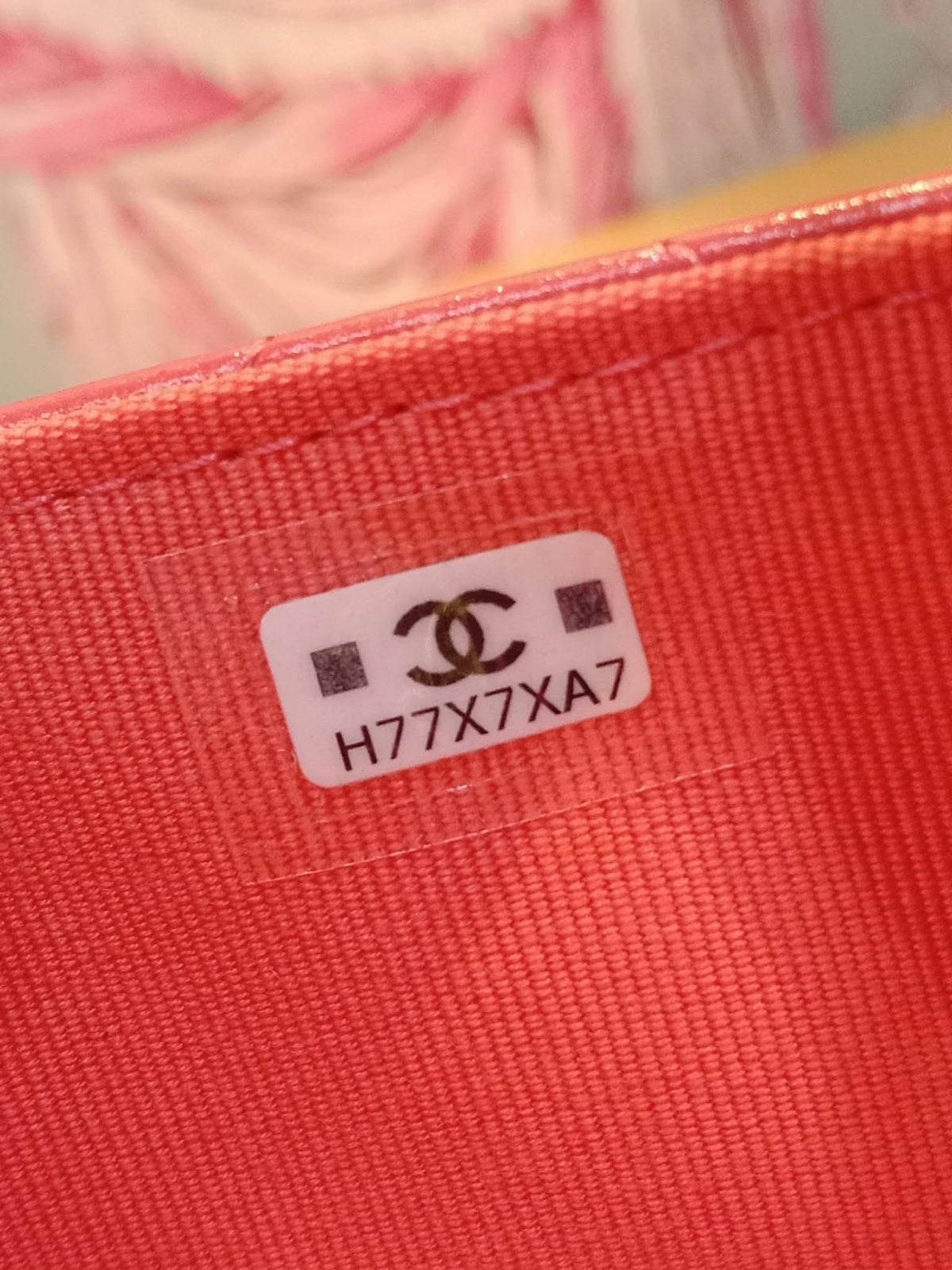 Chanel VIC Gift Quilted Mini Wallet on Chain in Pink/Coral Apricot MIcrochipped