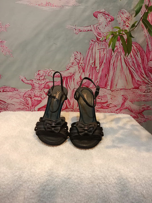 Chanel Ankle-Strap Tiered Bow CC Logo Sandals Black Size 37 1/2