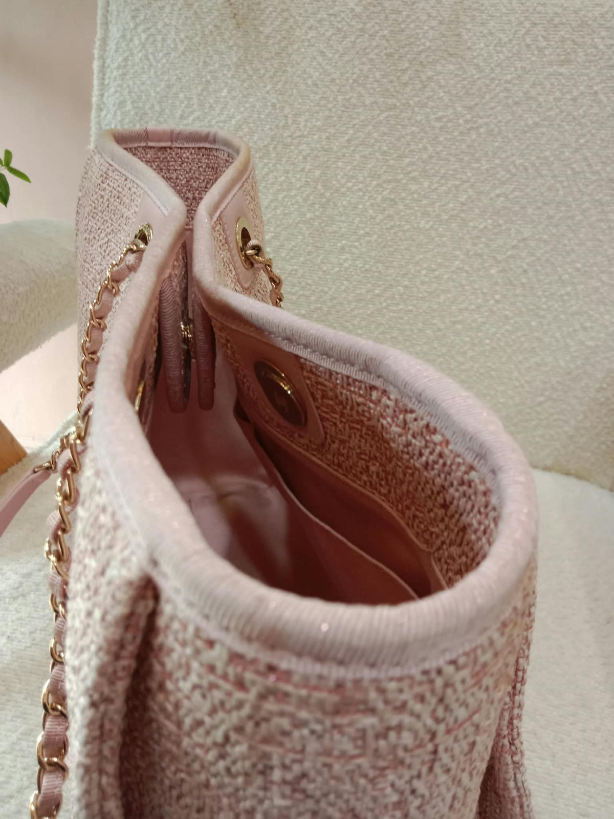 Chanel Deauville Tote Tweed Pink Microchipped