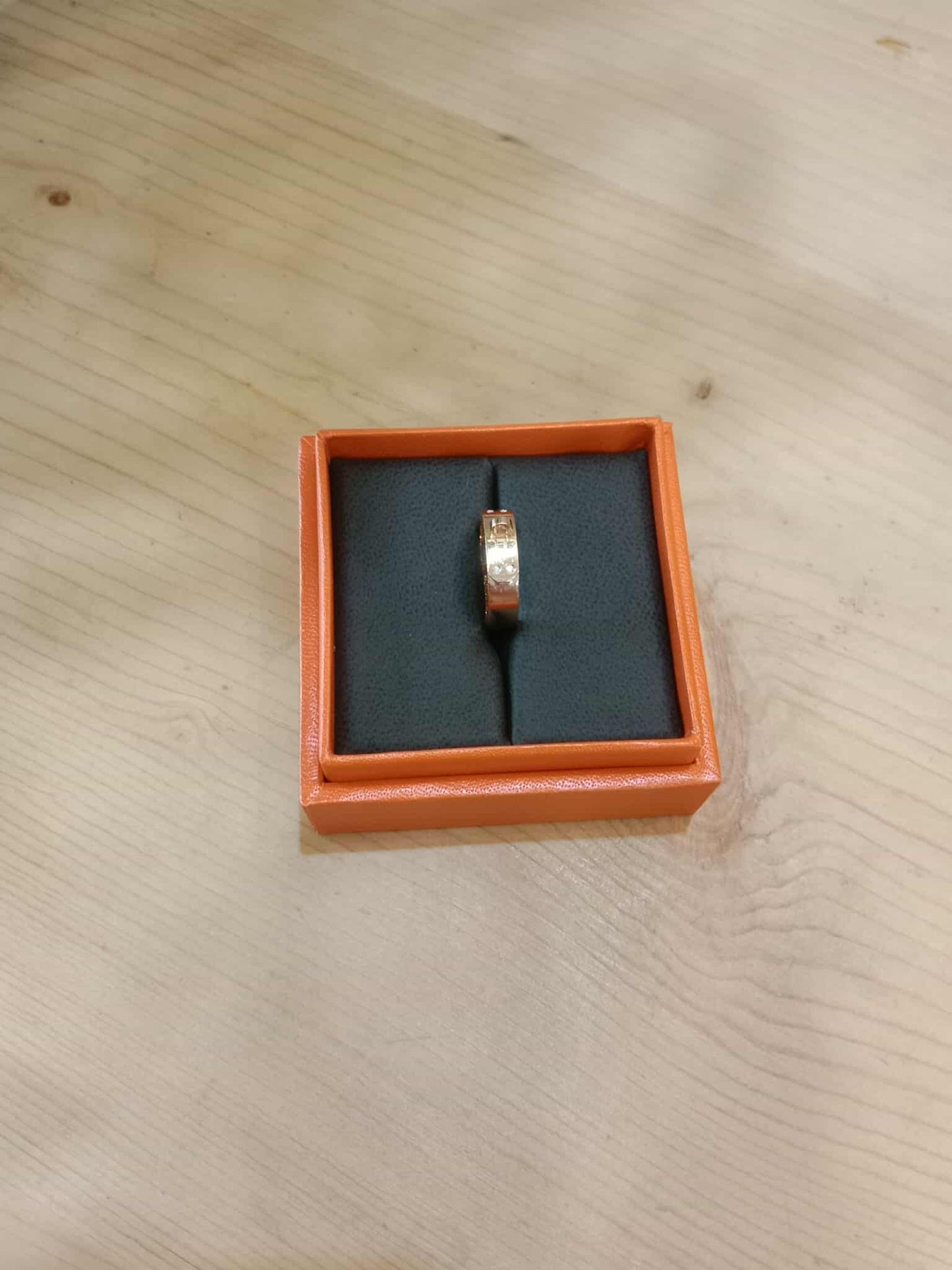 Hermes Kelly Ring in 18K Rose Gold Pave-Set Diamonds on the Clasp Motif