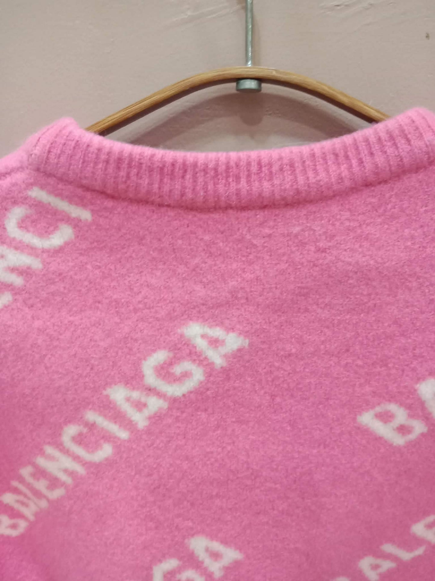 Balenciaga Wool Sweater Pink Size Small