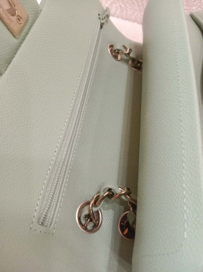 Chanel 24C Timeless Classic Double Flap Caviar Green Caviar Microchipped