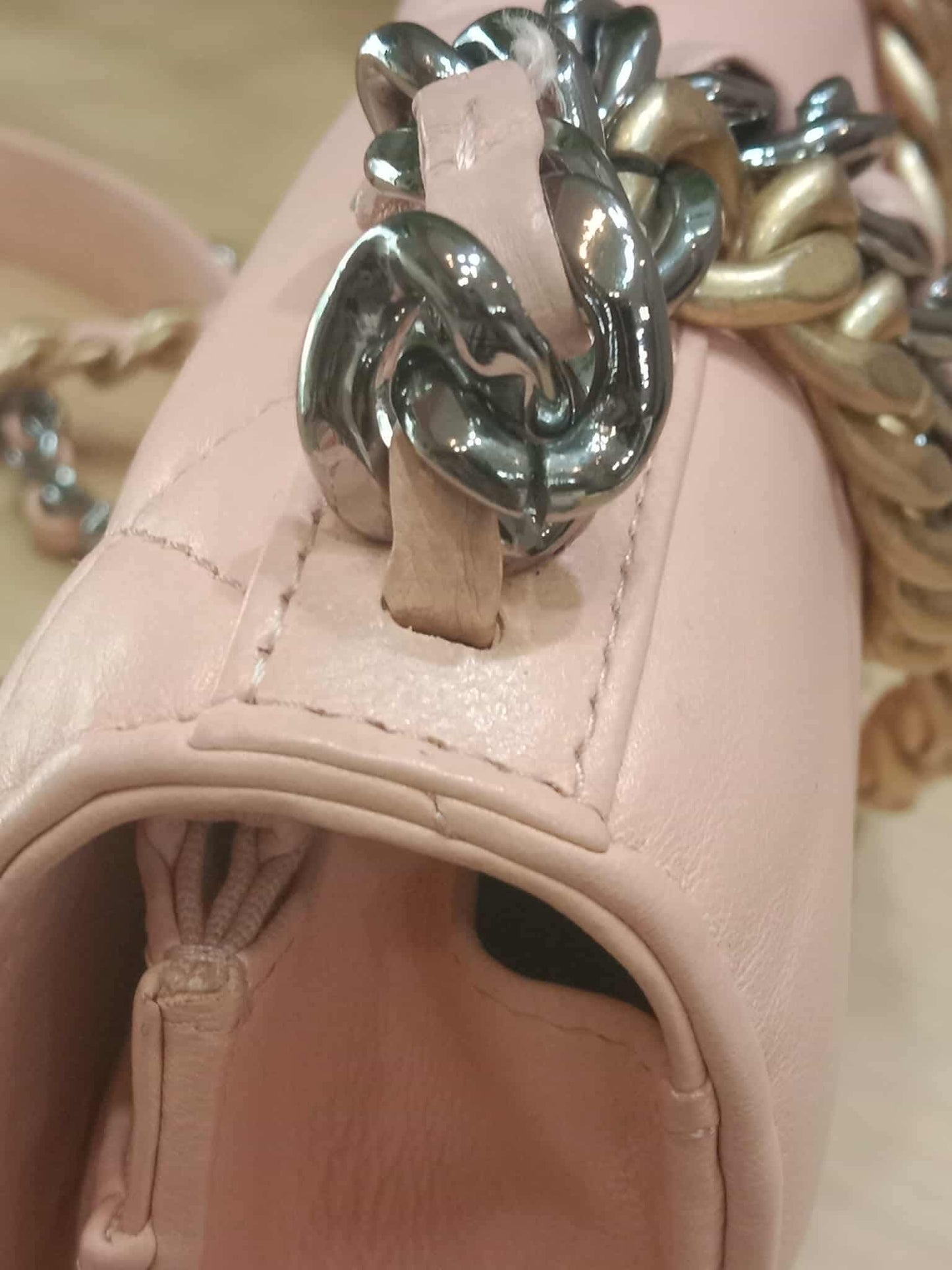 Chanel 19 Wallet on Chain Peach in Quilted Lambskin Microchipped