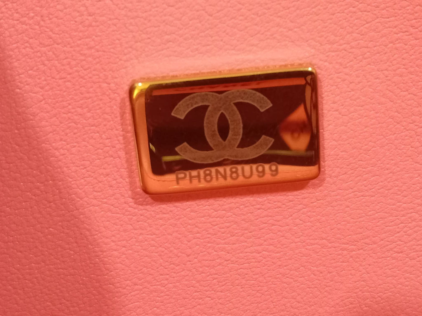Chanel CC in Love Heart Bag Lambskin Pink Microchipped
