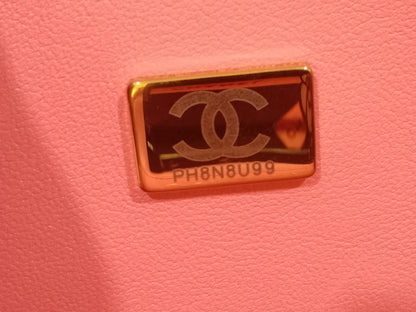 Chanel CC in Love Heart Bag Lambskin Pink Microchipped