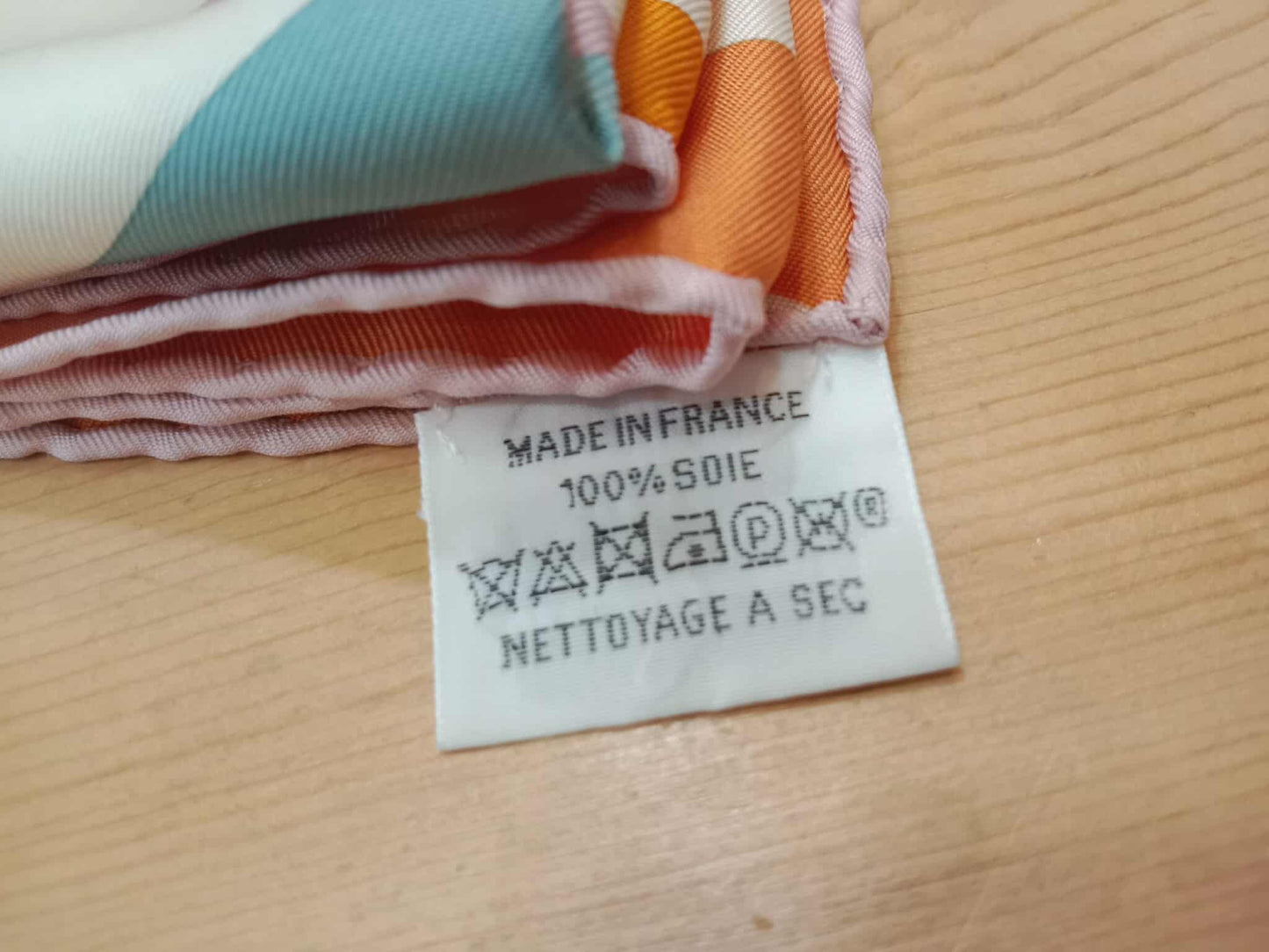 Hermes Carre 90 "Le Reve de Julia" Silk Scarf