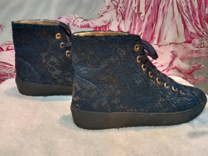 Chanel Navy Blue Floral Lace-Embossed Fabric Hih Top Sneakers Size 37 1/2