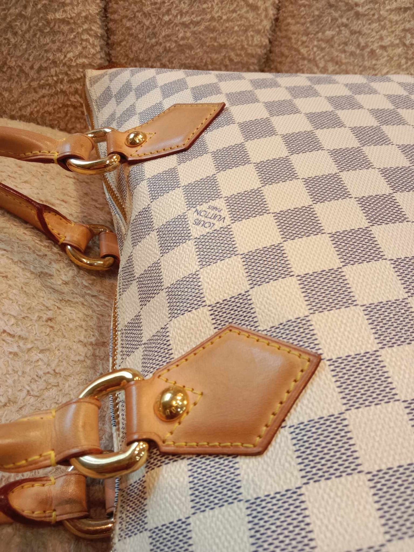 Louis Vuitton Damier Azur Saleya MM Handbag