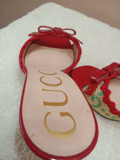 Gucci Kertu Mule Heels Red Patent Leather Trim and Bow Detail Size 36