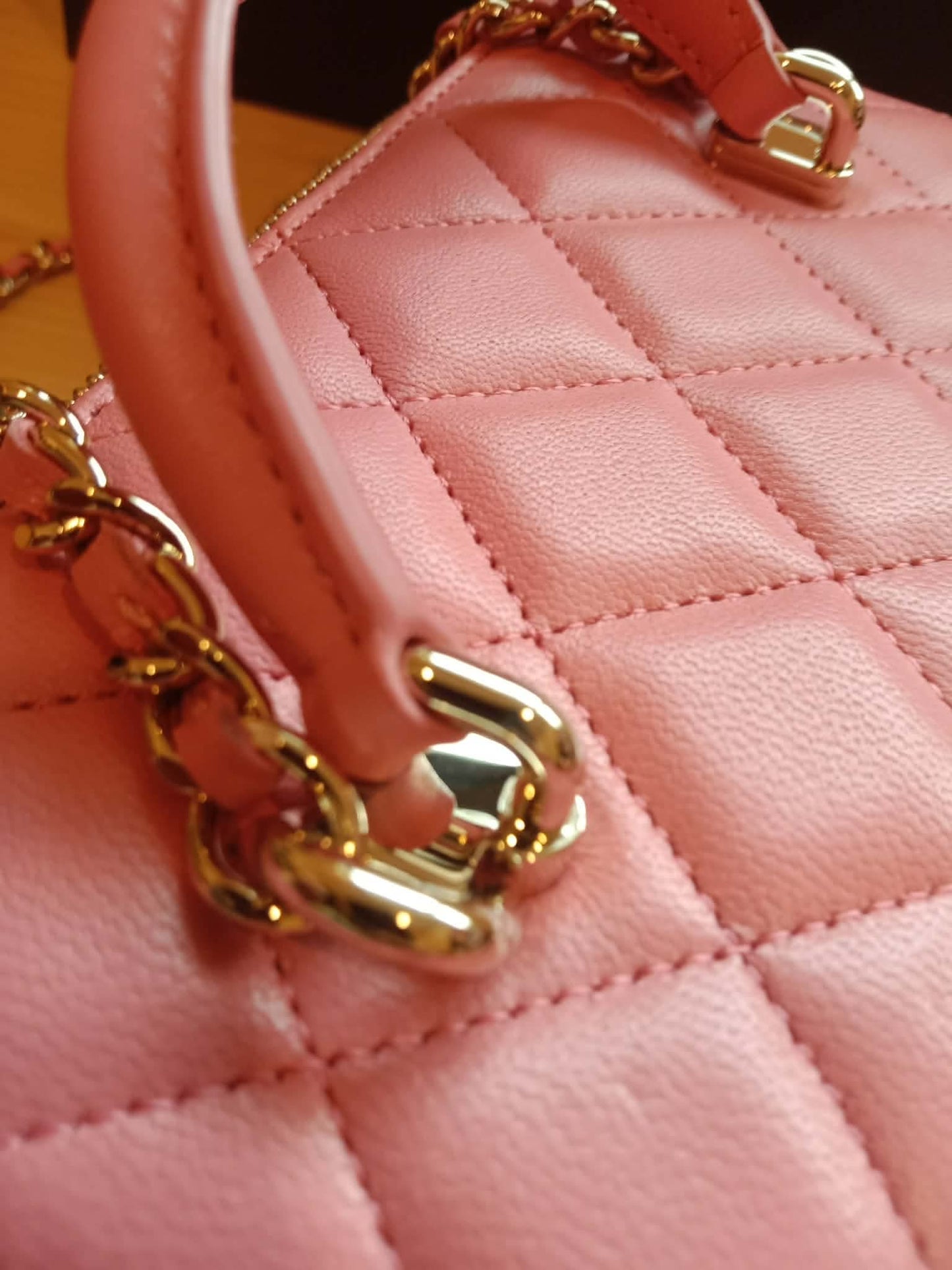 Chanel Vanity Tophandle Lambskin Pink Microchipped