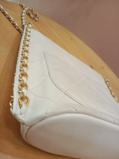 Chanel 21S Hobo Bag Qulted Lambskin White Series 31
