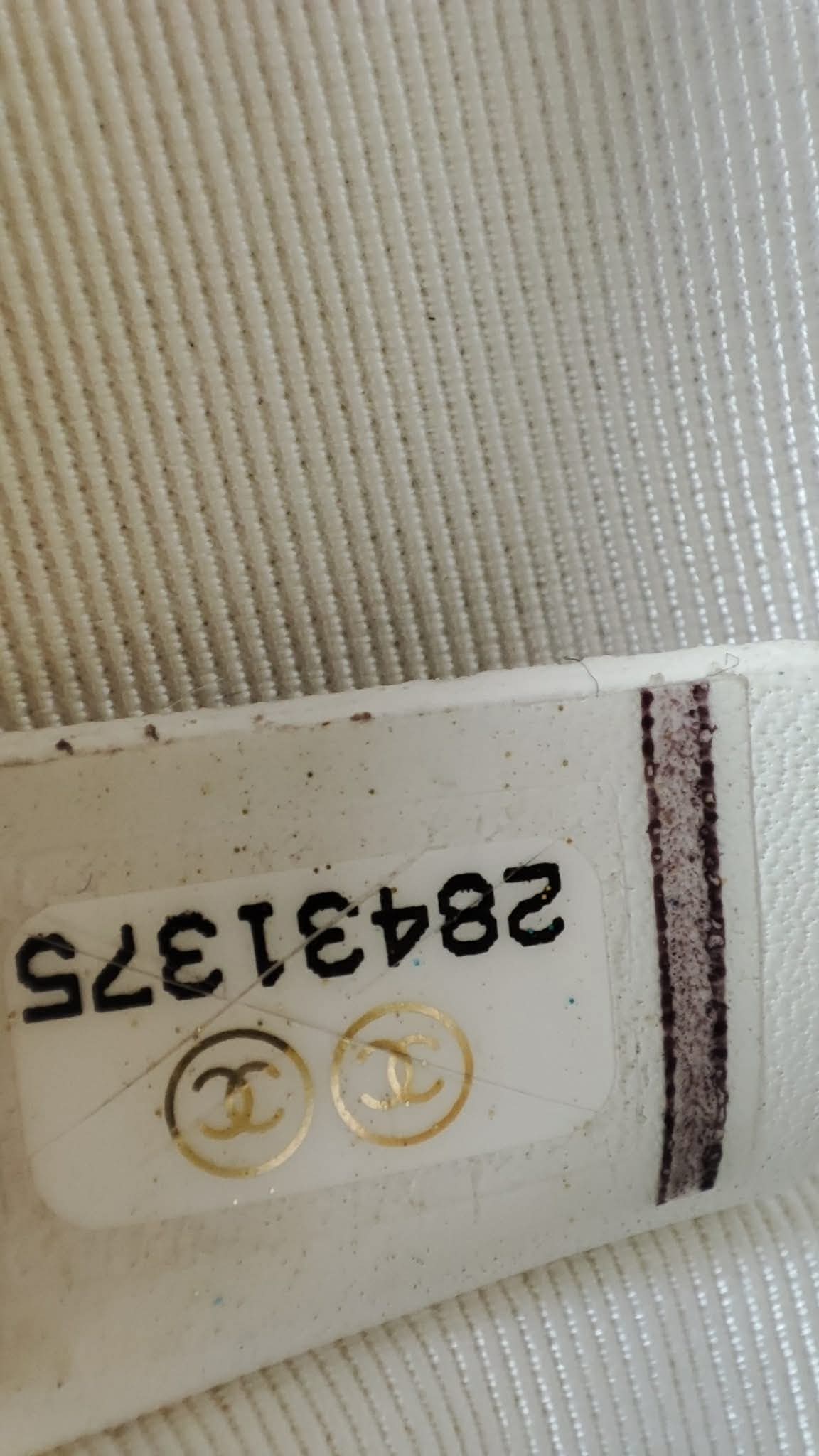 Chanel OCase Croc Embossed White Series 28