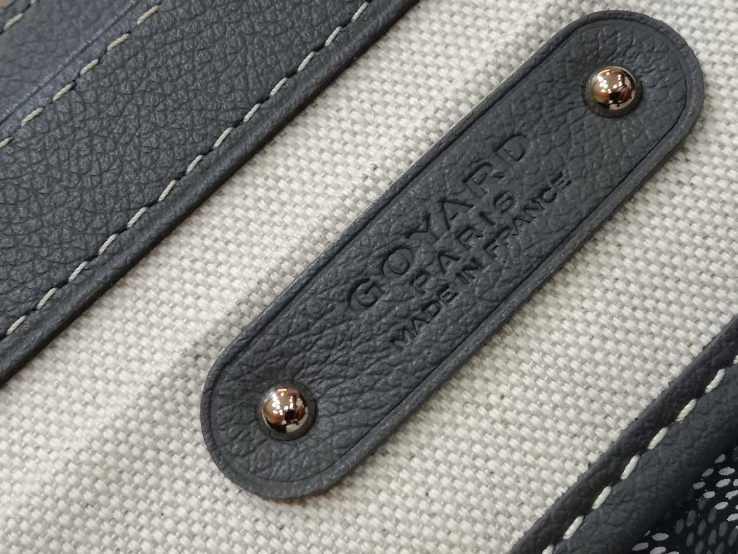 Goyard Saigon Tote Bag Goyardine Canvas with Structured Leather Trim Gris MM