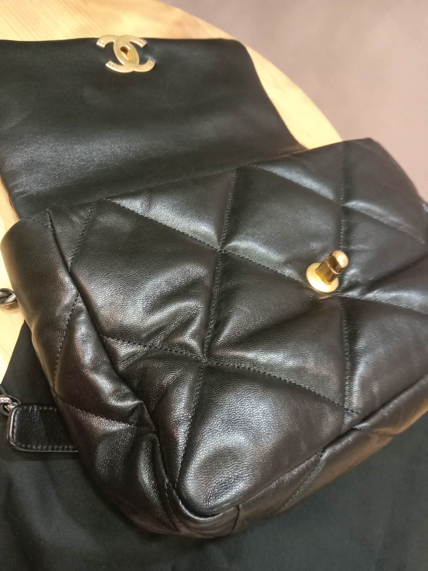 Chanel 19 Lambskin Large Black Series30