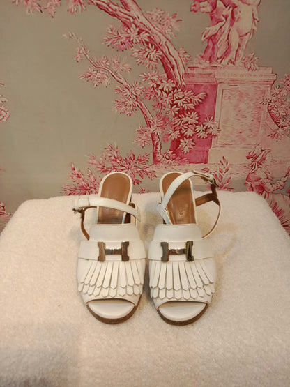 Hermes Alesia Kelly Buckle Sandals Size 37
