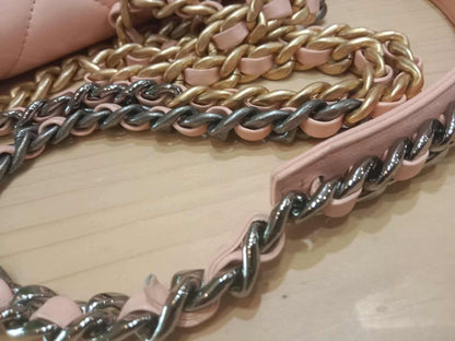 Chanel 19 Wallet on Chain Peach in Quilted Lambskin Microchipped