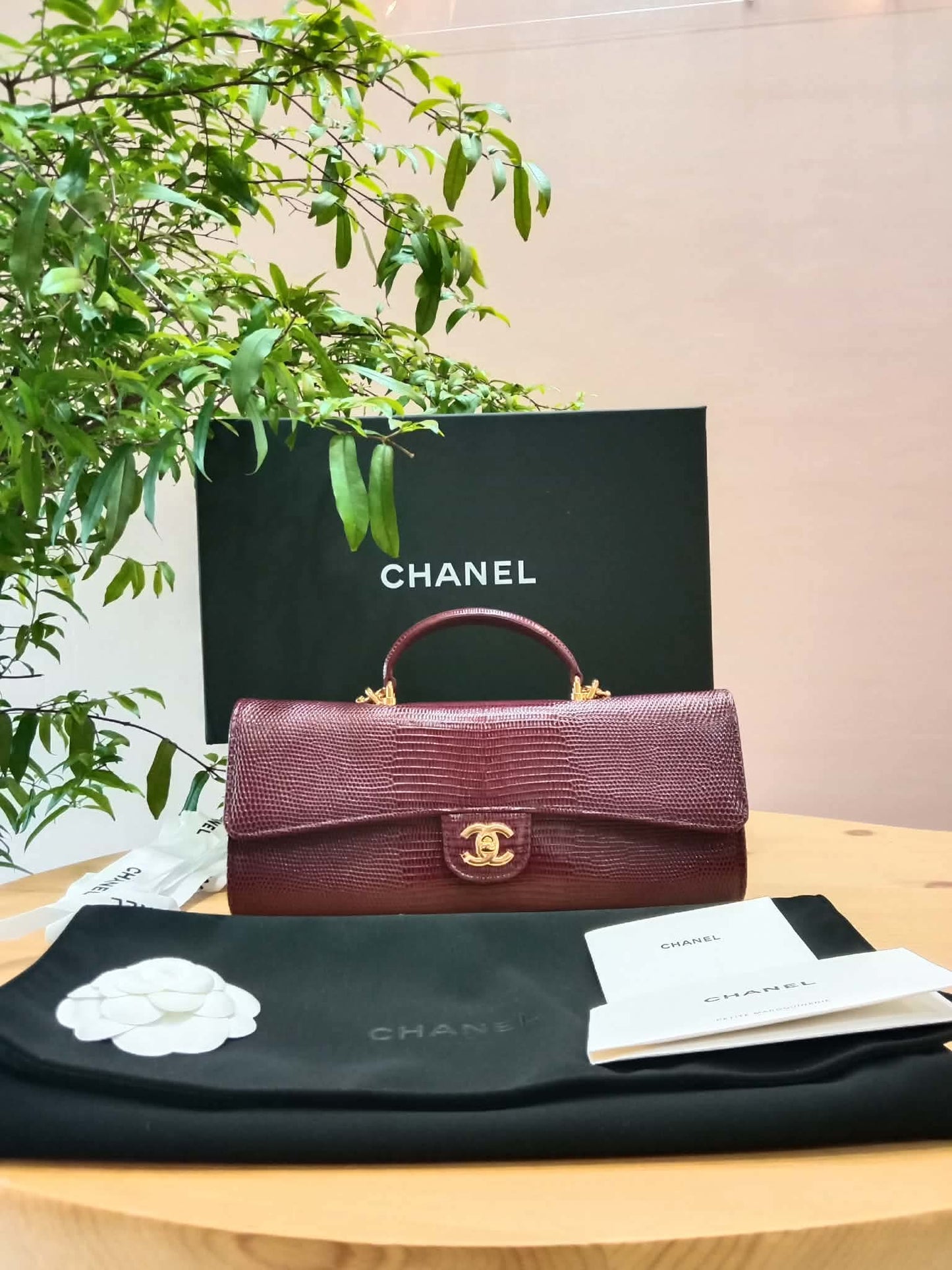 Chanel Tophandle Lizard Embossed Calfskin Clutch Dar Burgundy Microchipped