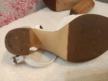 Hermes Alesia Kelly Buckle Sandals Size 37
