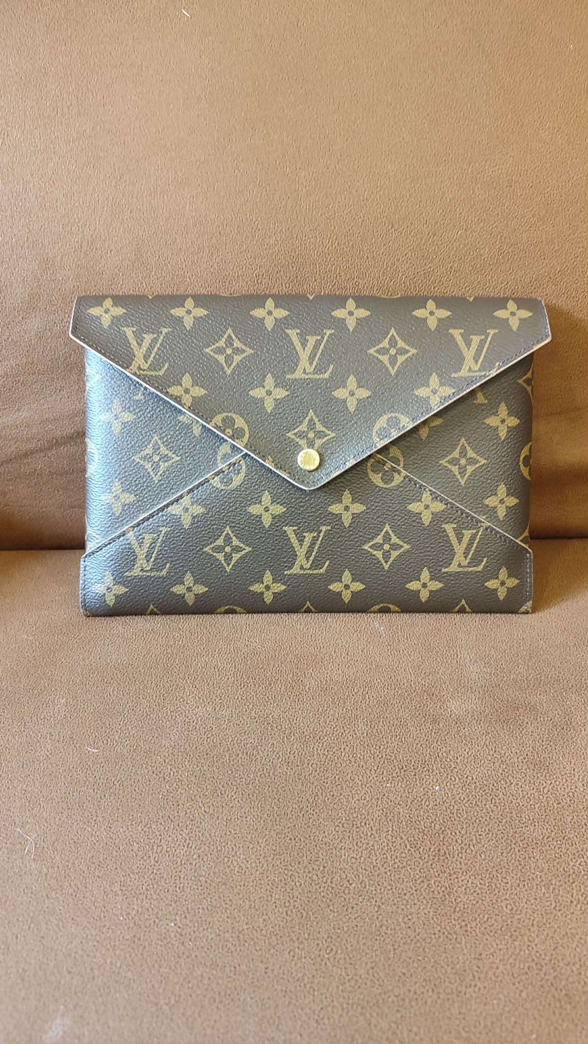 Louis Vuittin Monogram Kirigami  Pochette Set