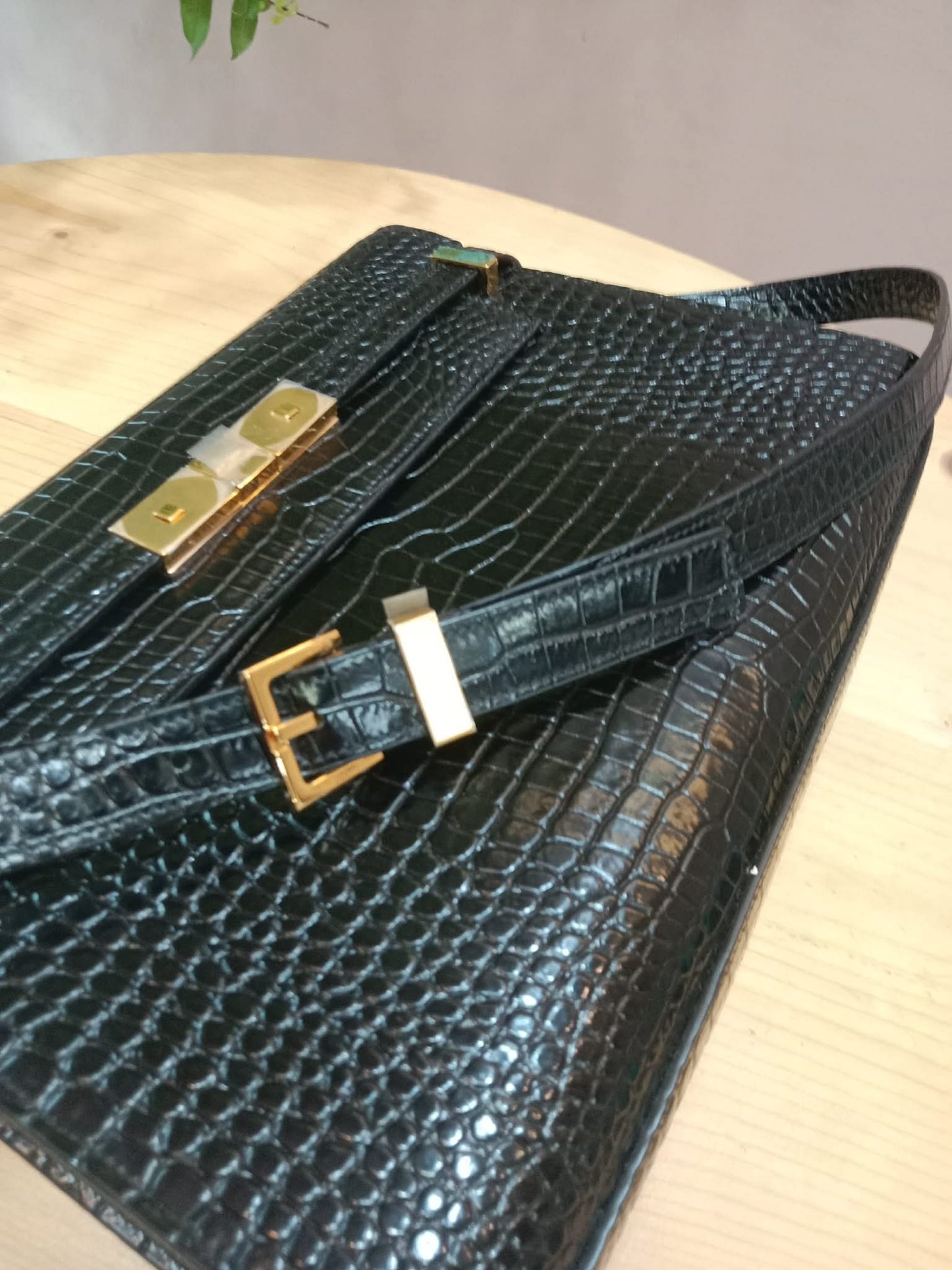 Saint Laurent Manhattan Crocodile Embossed Leather Black