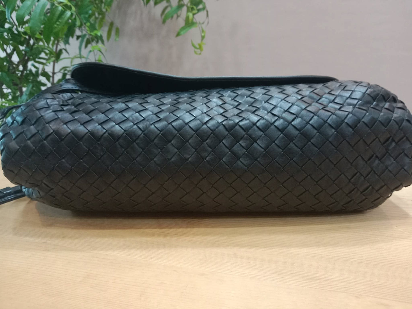 Bottega Veneta Intrecciato Messenger Bag Black