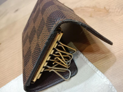 Louis Vuitton 6 Slots Keyholder Damier Ebene