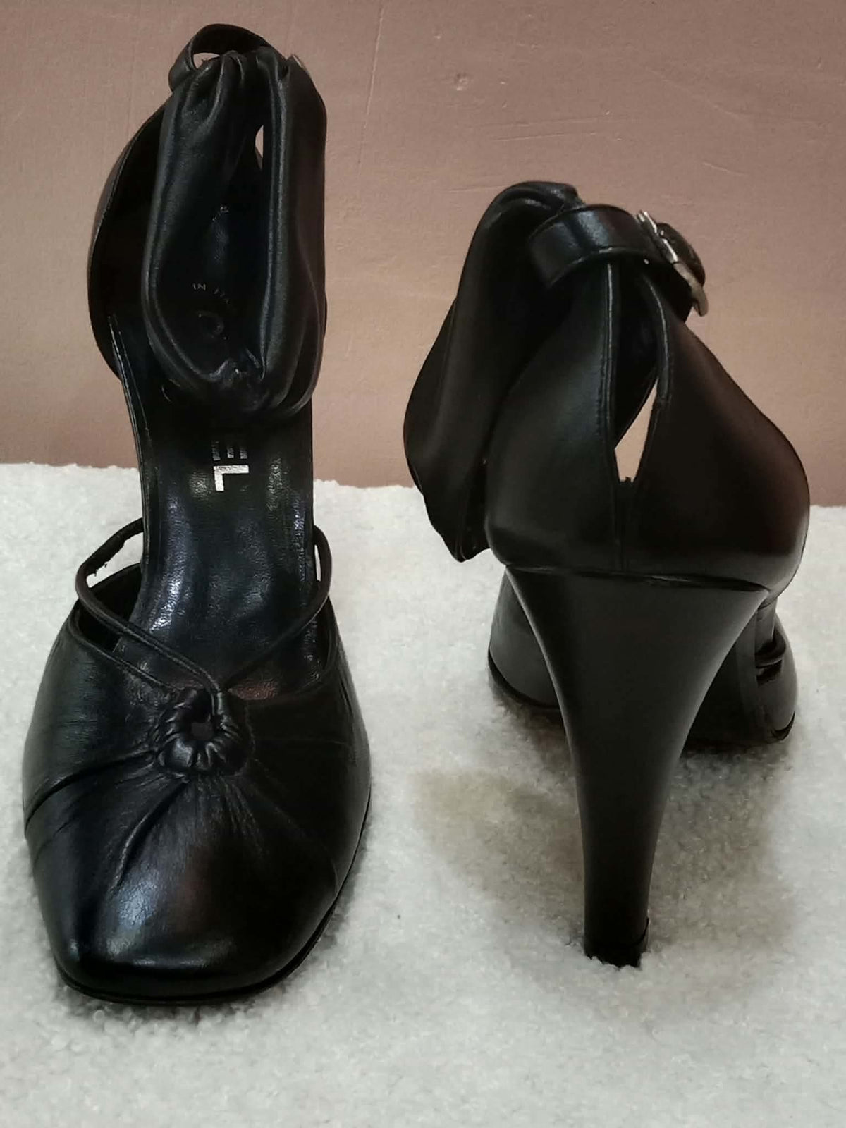 Chanel Black Leather Heels Knotted Toe Design and Draped Ankle Cuff Black Size 38
