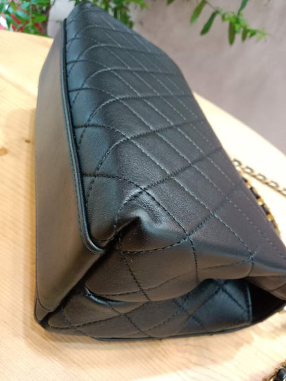 Chanel La Parisienne Quilted Lambskin Tophandle Bag Black Series 30