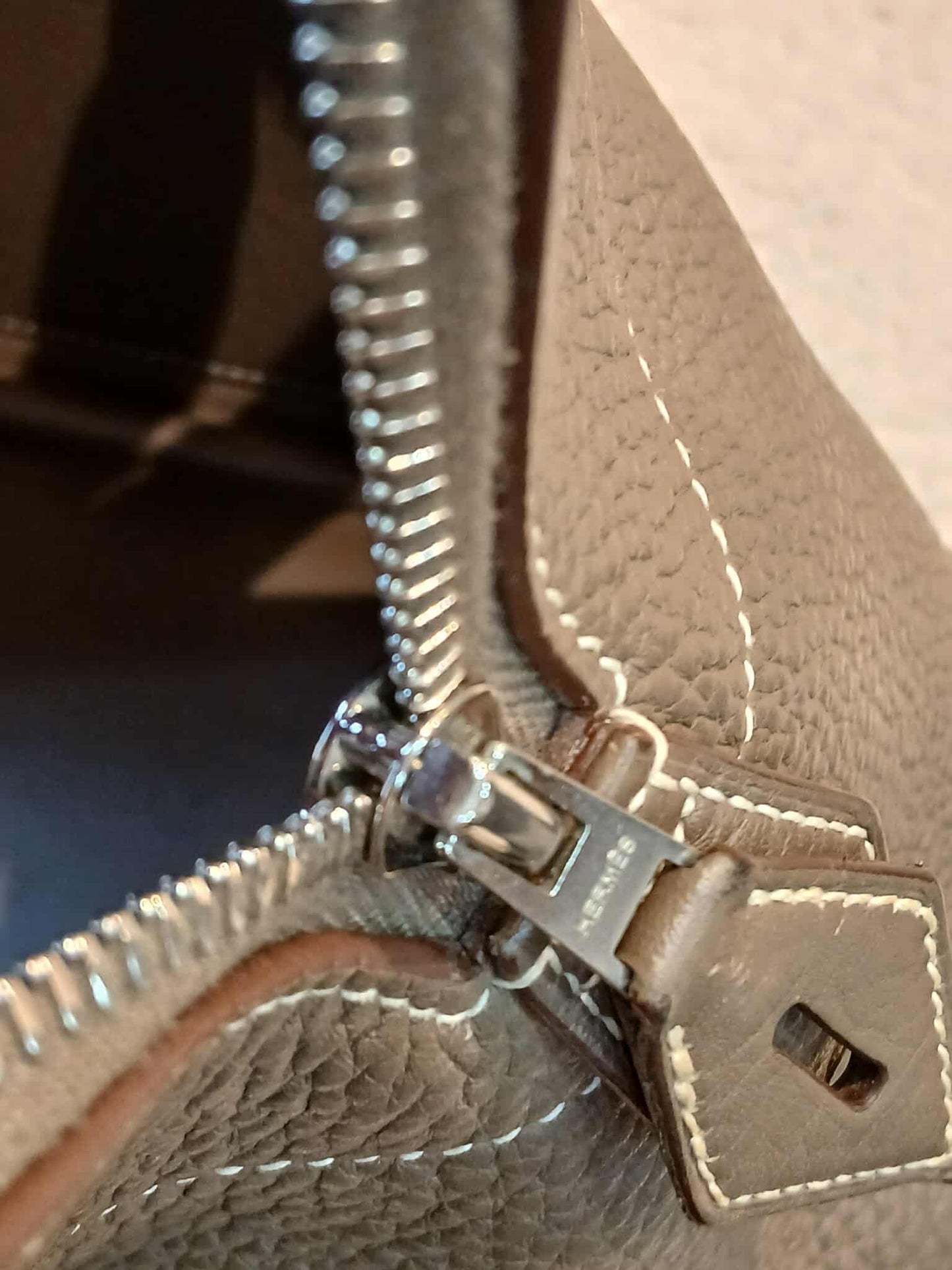 Hermes Bolide 31 Etoupe Clemence Stamp T 2015