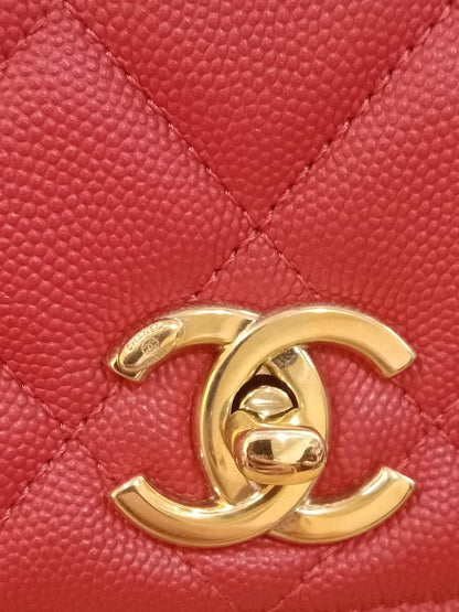 Chanel Business Affinity Red Medium Series 28