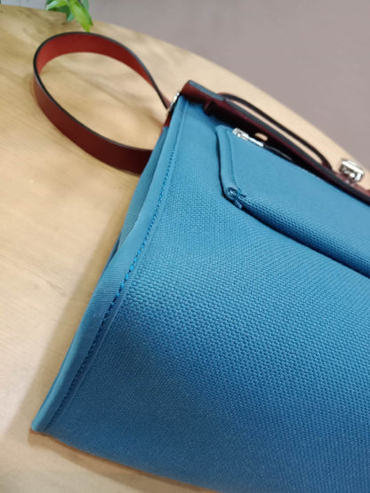 Hermes Herbag Zip 31 Bicolor Blue/Red Canvas & Leather Stamp X 2016