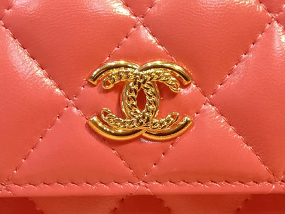 Chanel VIC Gift Quilted Mini Wallet on Chain in Pink/Coral Apricot MIcrochipped